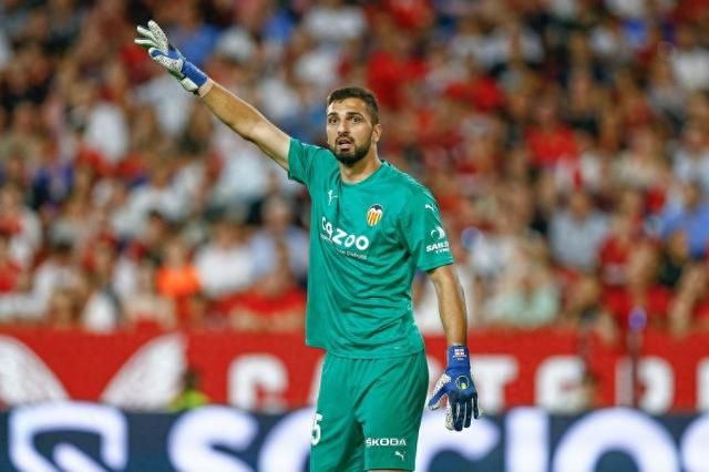 英媒:切尔西今夏会再签门将,他们仍有意瓦伦西亚的马马达什维利