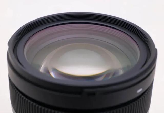 镜头要涨价了?适马28-45mm F1.8即将发布,佳能EOS R1被曝光|新产品发布|日本|松下|尼康|相机_新浪新闻