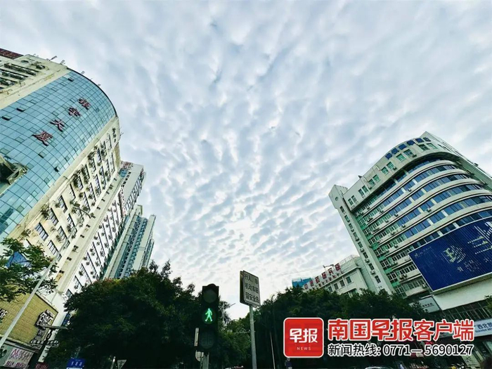 6月2日下午3时许,南宁市东部天气晴朗.