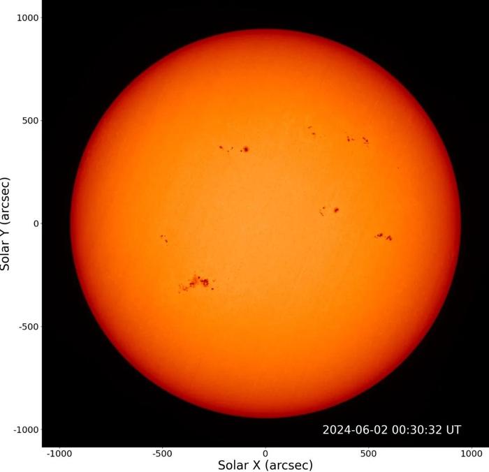 太阳活动区监测图（羲和号卫星）