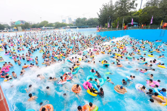 今年夏天,北京欢乐水魔方"狂浪"ip带来"狂浪泼水节".丰台区供图