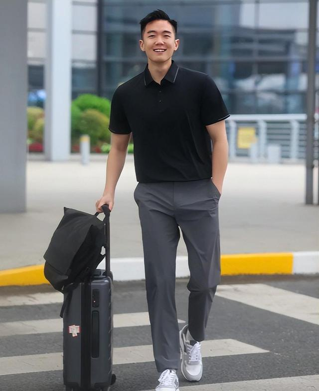 为什么我劝中年男人:衣不穿紧,不塞衣角?看这3组对比就明白了