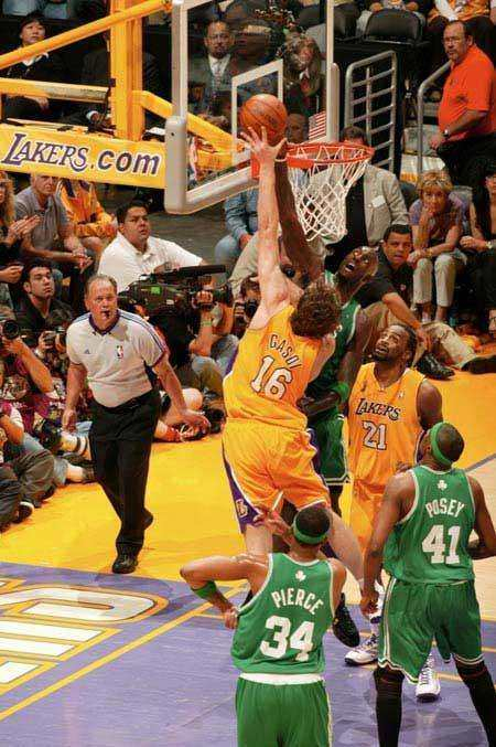 nba最强总决赛对决,谁令你最感动?|总决赛|科比|湖人队_新浪新闻