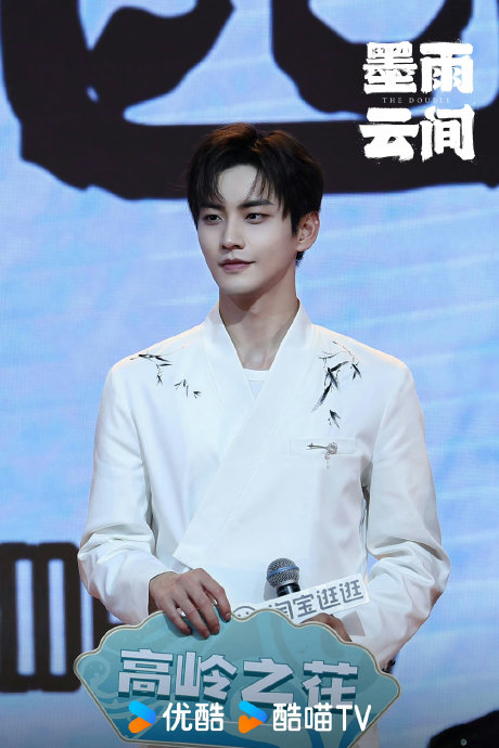 等了七集终于等到@陈鑫海ocean 出场啦～又深情了海 古装超惊艳的!