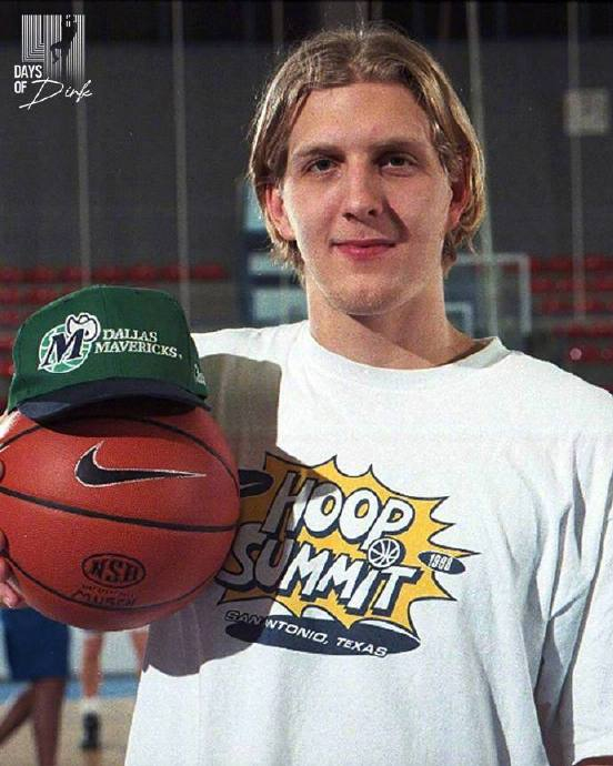 诺天王年轻时期这个颜值也是非常能打的|德克·诺维茨基_新浪新闻