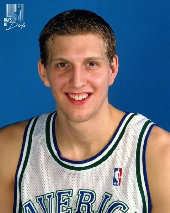 诺天王年轻时期这个颜值也是非常能打的|德克·诺维茨基_新浪新闻