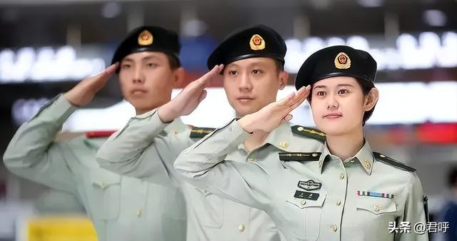 正式告别17式夏帽,你当兵时佩戴的是哪一款?|统一_新浪新闻