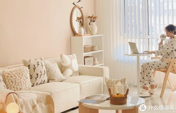 舒适又温馨 阳台这样布局晾衣休闲两不误