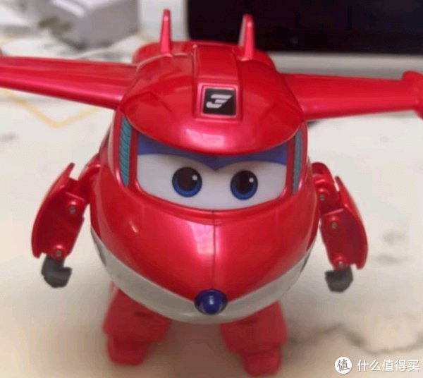 孩子与乐迪的奇妙之旅|机器人|乐迪|变形_新浪新闻
