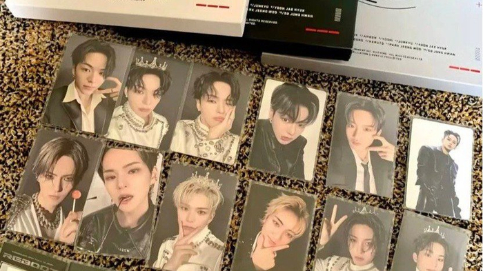 万元小卡,谁在买单?