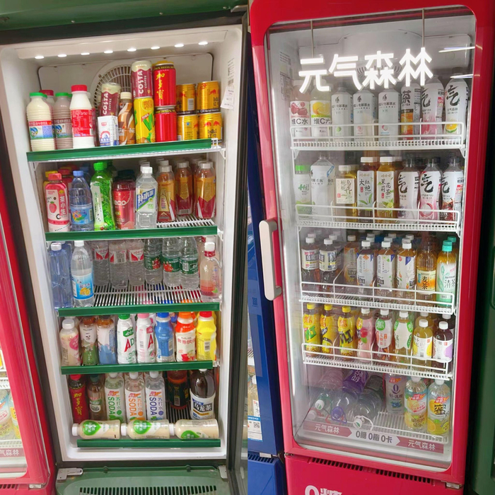 冷柜中的娃哈哈产品（图片由受访对象提供）