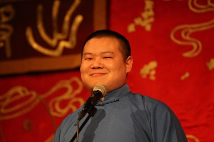岳云鹏一波表情包
