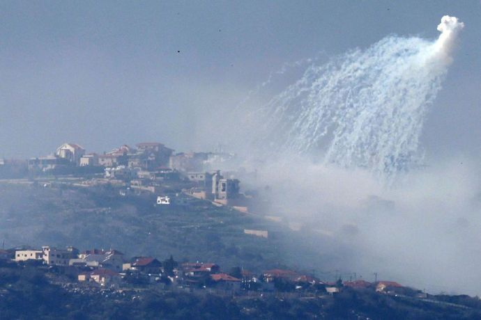 报告披露:以军使用白磷弹