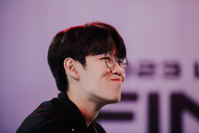 oner直播揭秘盲僧冠军皮肤设计