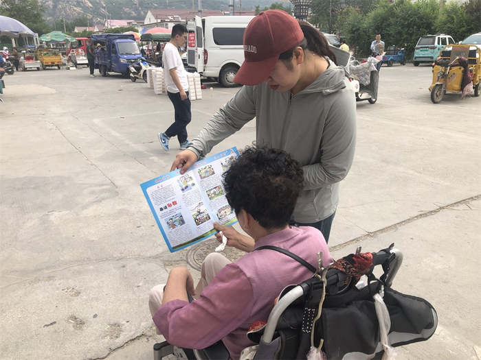 海州区锦屏镇开展"崇尚科学 反对邪教 拒绝迷信"主题宣传活动