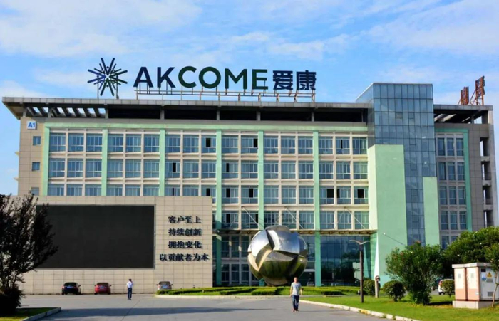新能源超级富豪,崩塌!