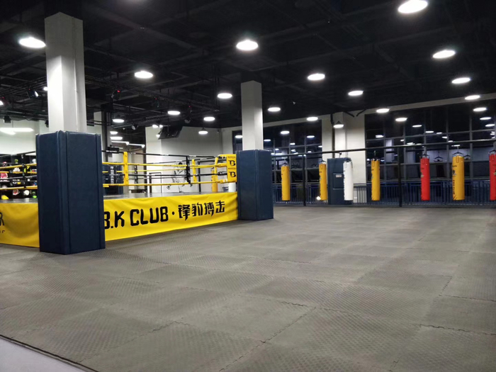 【拳馆推荐】 重庆市锋豹搏击俱乐部