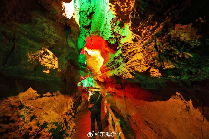 网友@东海沙子 投稿:山东地下大峡谷位于临沂市沂水县城西南龙岗山下