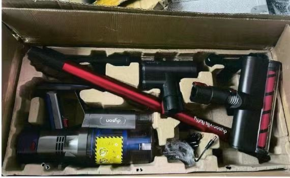 涉案仿制产品 黄浦区检察院 供图