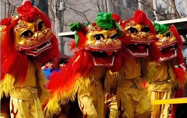 山西有看头 |《非遗民俗篇》之太原西华门舞狮