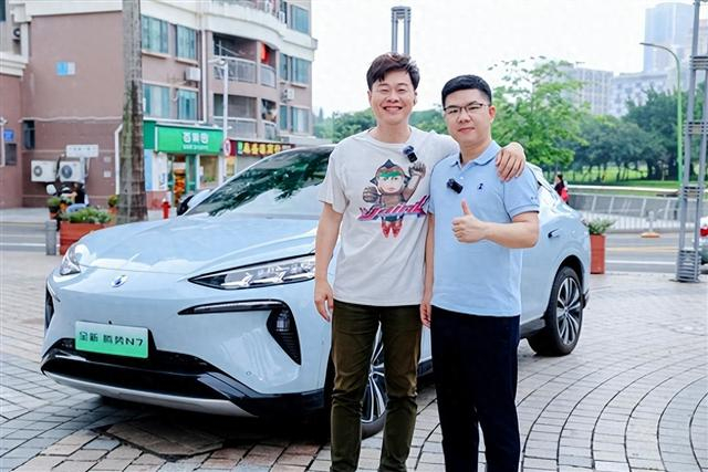 赵长江早高峰亲测城市noa!腾势n7表现超群:稳居智驾第一梯队