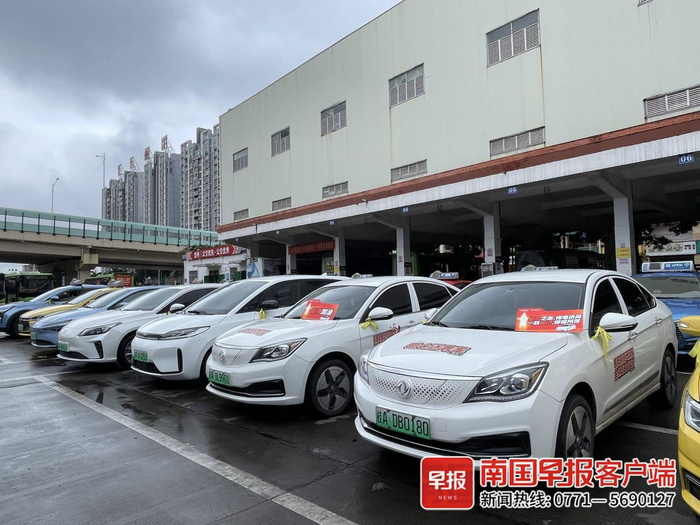南宁考生:高考中考期间,可免费坐地铁,公交,出租车