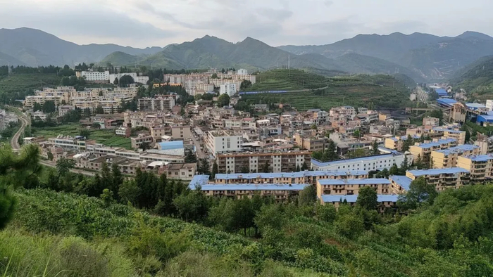 很多人对隐居生活有一种过度的浪漫化想象。