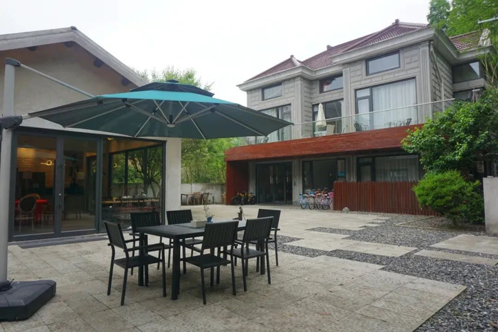 沉浸式打卡宝山百年龙船节,来住这里→|国际会议中心|美兰湖|民宿