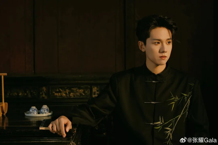 演员|张耀|兰西_新浪新闻