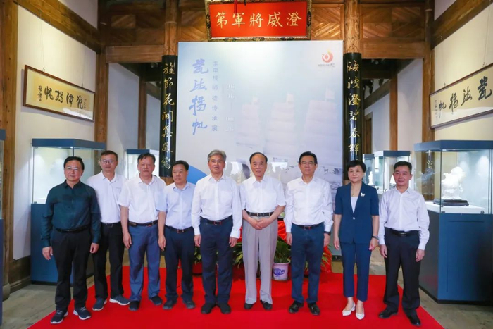 瓷海扬帆——李甲栈师徒作品传承展在福州开展