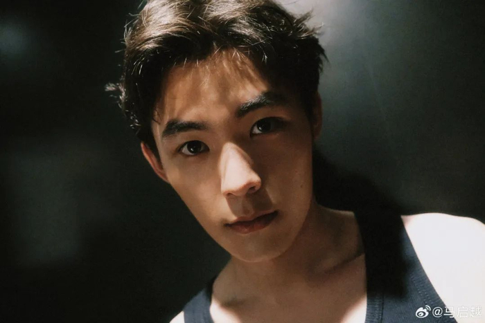 演员|张耀|兰西_新浪新闻