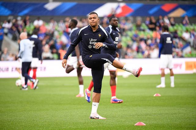 西甲球员身价更新,皇马6人破亿!总身价上涨8000万,将反超曼城__财经头