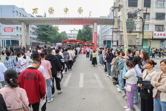 54万学子追梦|高考|太原市|中学_新浪新闻