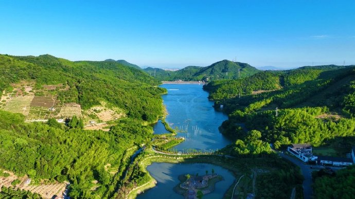 趁着假期出发～ 浙江宁波,即将迎来"热情似火"阶段