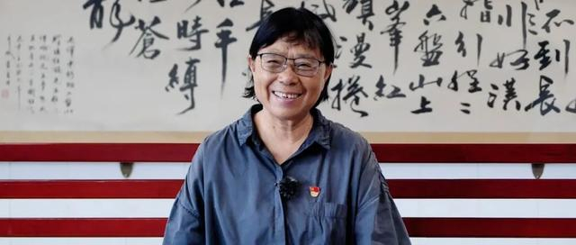 高考第一天结束后,张桂梅这样"宠"她的学生们|张桂梅|高考|华坪_新浪