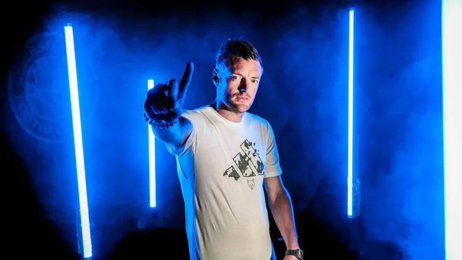 瓦尔迪在蓝狐的效力时间将达到13个赛季。