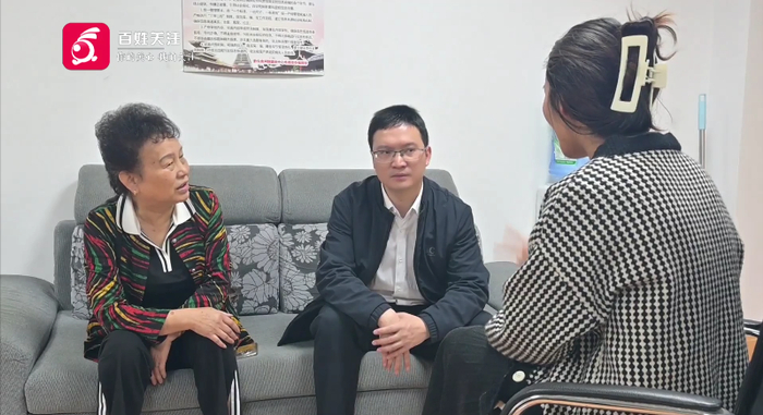 凯里市教育局审批科 负责人 王中兴:第一要看校外培训机构的证照信息
