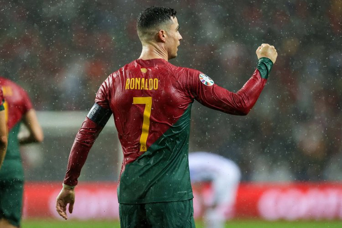 穆里尼奥谈c罗:他会对比赛造成影响,相信他欧洲杯一定会进球