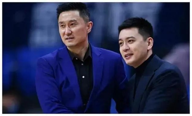 杨鸣收喜讯,郭艾伦做决定,杜锋