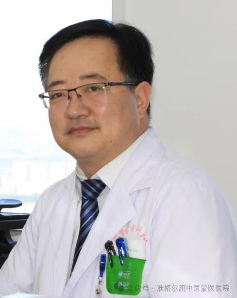 专家简介:赵海平,二级主任医师,教授,硕士研究生导师,留日学者,中组部