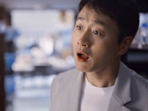 佟大为@佟大为 演的黄振华真的太搞笑了谁懂啊哈哈哈!