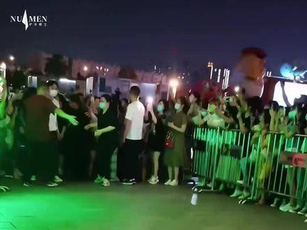 成毅与君歌 成毅快本录制彩排,终于等到了你