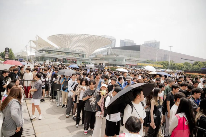 这几天的梅雨和高温均无法阻挡玩家们的热情