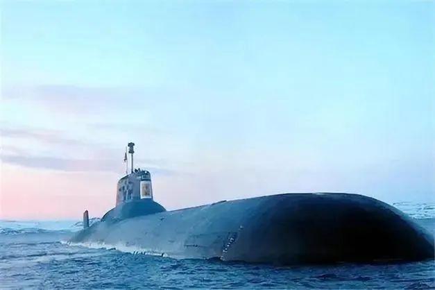 俄罗斯核潜艇携弹抵达古巴!