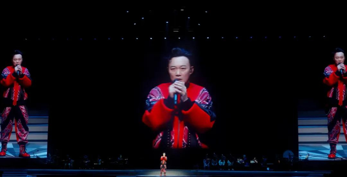 图片来源：陈奕迅演唱会视频截图