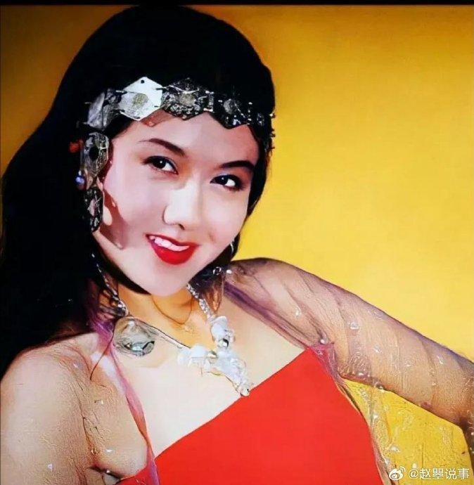 杨丽萍年轻照片图片图片