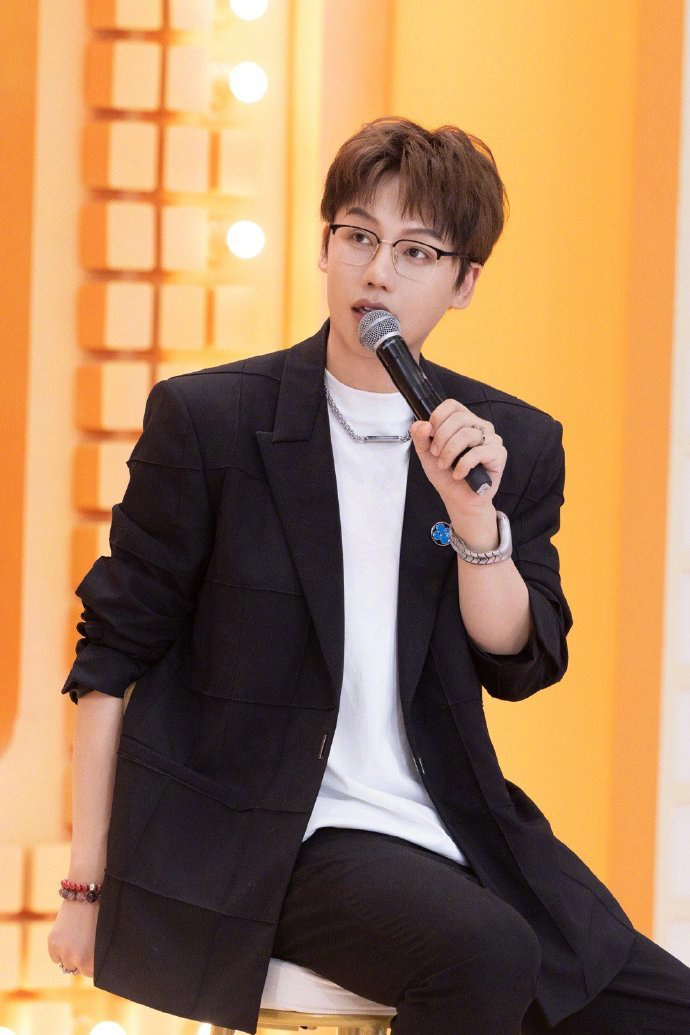 刘维歌曲署名变刘维刚 已向平台举报在线求助|刘维_新浪新闻