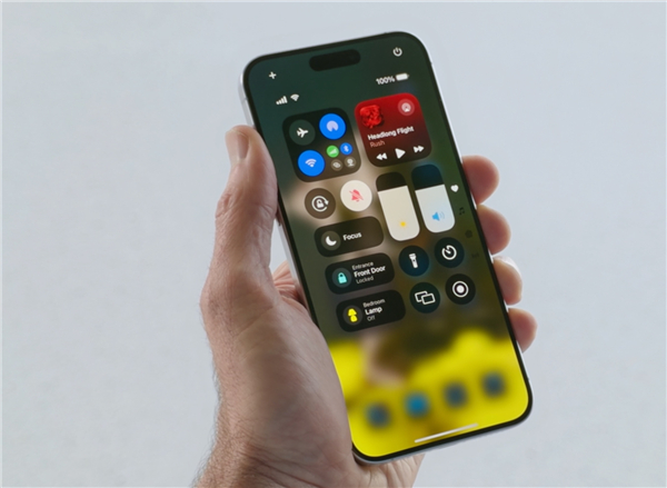 iOS 18可检测是否正使用慢速充电器 网友：最高27W没必要-判断苹果快充慢充