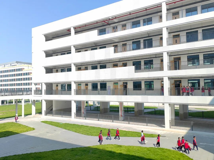 这所高中招生计划出炉→|高中|荆州市|高级教师_新浪新闻