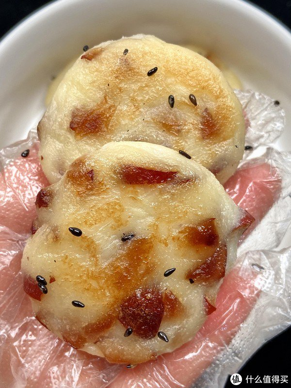 主要需要新鲜的山药和红枣,此外还需糯米粉,糖,油等辅料